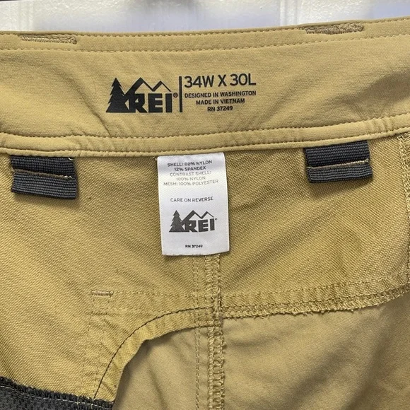 Hiking Pants 34 W x 30 L - Picture 6 of 10